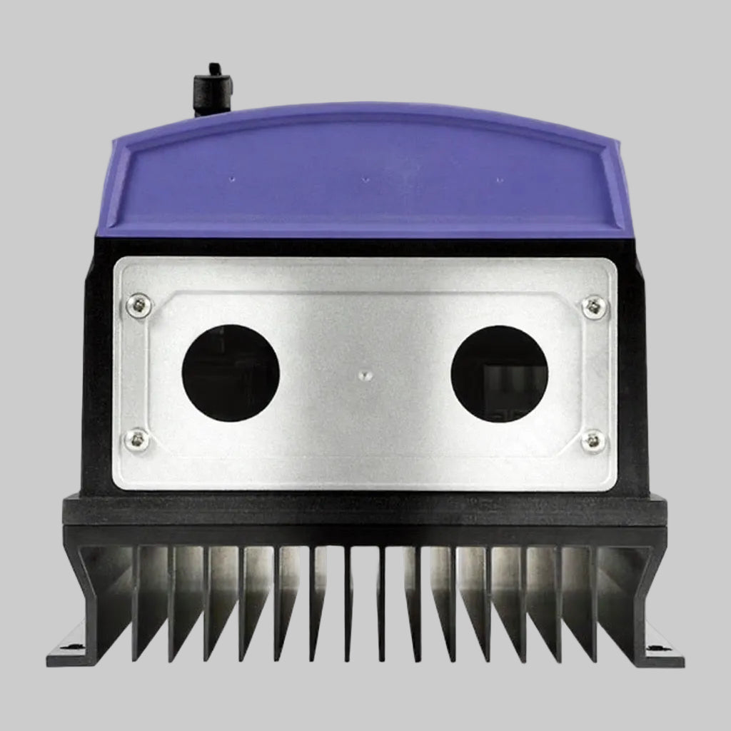 E3 IP66 Indoor/Outdoor 4kW 400V 3ph AC Inverter, DBr, SW, C1 EMC